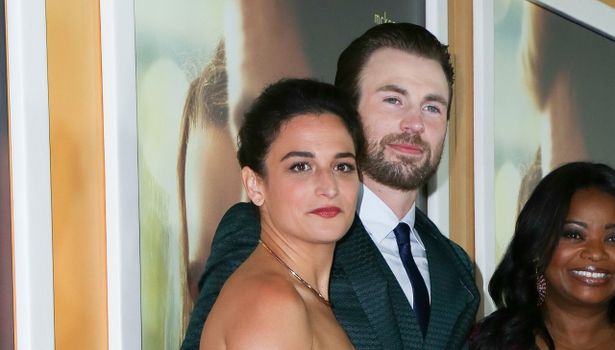 【写真を見る】クリス・エヴァンスと元恋人のジェニー・スレイト