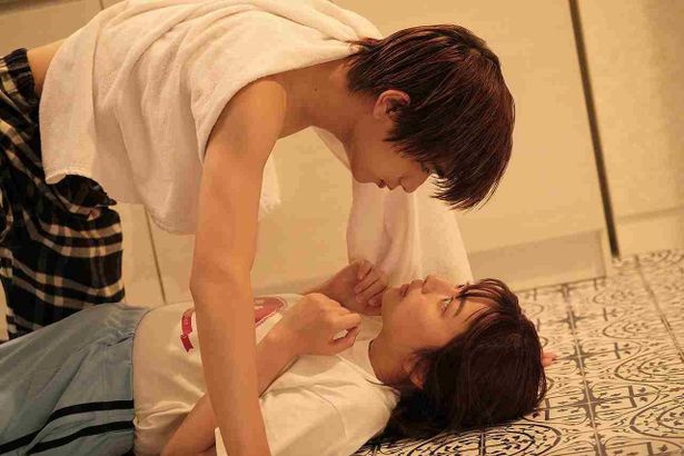 上白石萌歌、高橋恭平、木村柾哉、中島颯太の胸キュンシーンが満載の『ロマンティック・キラー』