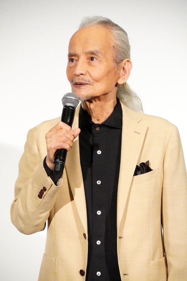 グズ六役の秋野太作