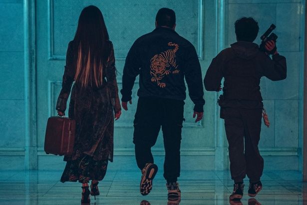 悪魔祓い専門というニッチな職業を生業とする3人の活躍を描く(『悪魔祓い株式会社』)