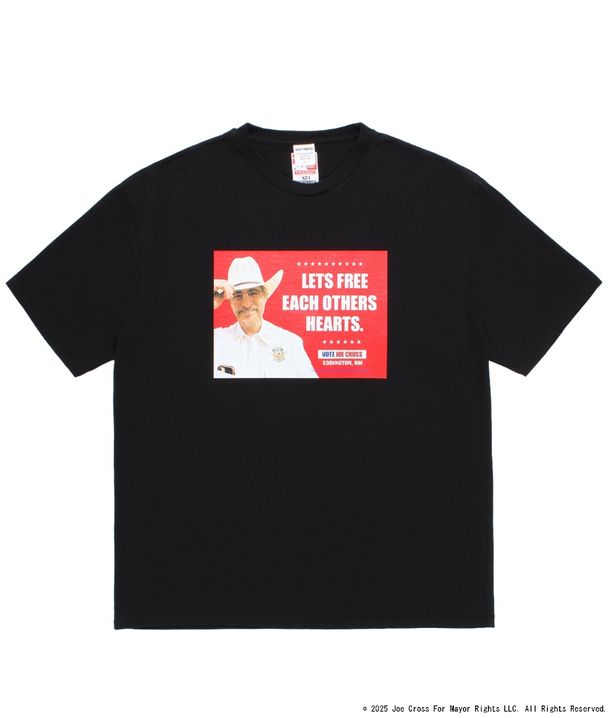 ジョーと劇中の言葉を大胆に配置した『エディントンへようこそ』× WACKO MARIA コラボTシャツのBLACK