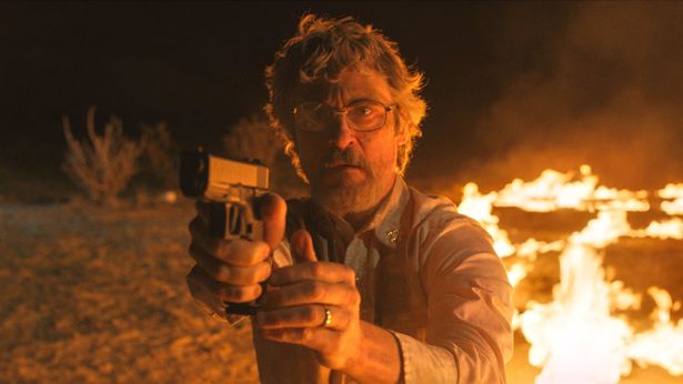 『エディントンへようこそ』は、ある事件を境にガラリと映画のトーンを変貌させる