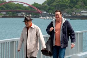 かつての大物俳優、喜久雄(柄本)との出会いが、フィリップの運命を大きく変えることに