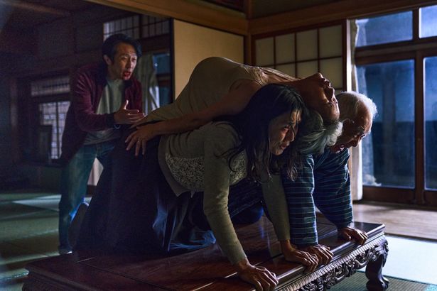 【写真を見る】「ここ数十年で最高のJホラー」と大絶賛！下津監督は次回作が公開待機中