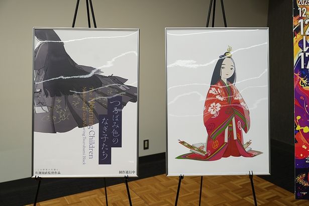 【写真を見る】綿密な時代考証のもと制作されている片渕須直監督の最新作『つるばみ色のなぎ子たち』(ティザービジュアルは左)