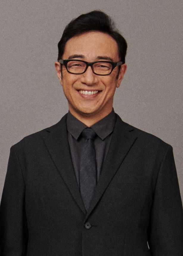 フジコの叔父である若林の飲み仲間であるフランス人男性エンゾを演じた角田