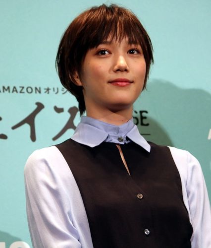 本田翼がイメチェン！「勝手にショートにしてきました」