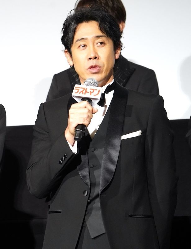 孤高の刑事、護道心太朗役の大泉洋