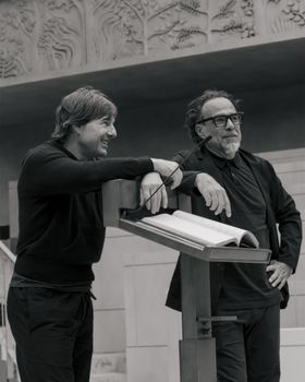 トム・クルーズ主演＆アレハンドロ・Ｇ・イニャリトゥ監督による“規格外”映画『DIGGER／ディガー』始動！特報到着