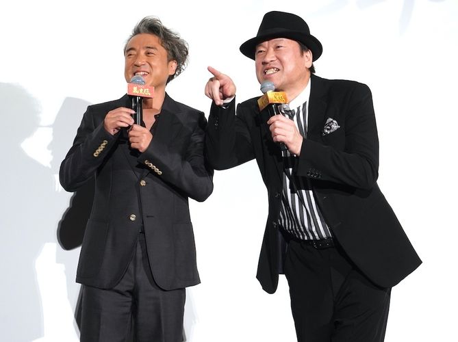 福田雄一監督、ムロツヨシ＆佐藤二朗の主演は「悲願だった」と感激！『新解釈・幕末伝』初日舞台挨拶のステージはまるでコント