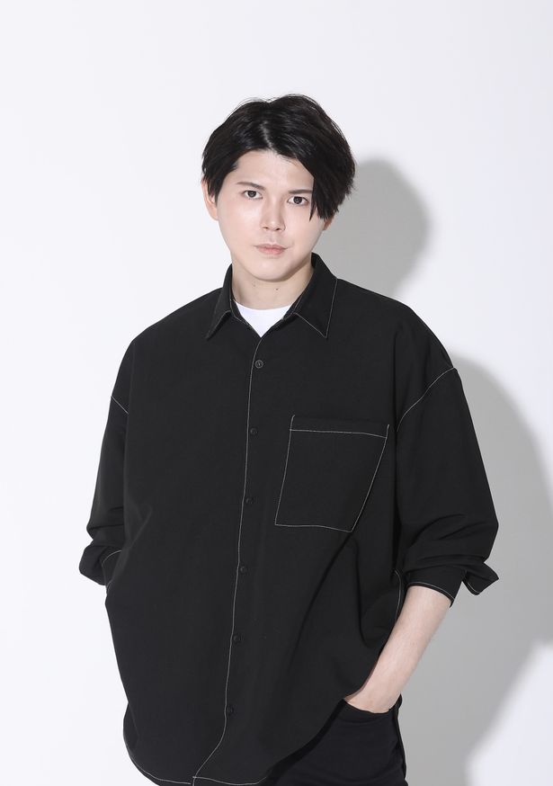 シャア・アズナブル役の新祐樹