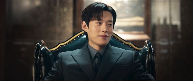 キム・ソンチョル演じる“ボス”ことト社長