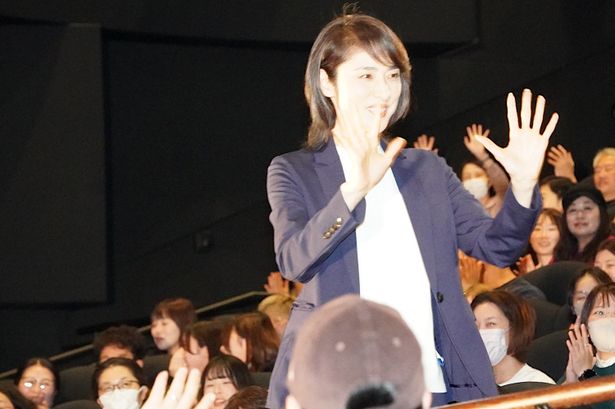 ファンから大歓声を浴びた天海祐希