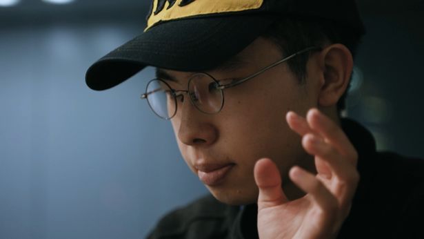 作中に登場する比嘉光太郎は、本作の演出補を務めUFO研究家でもある