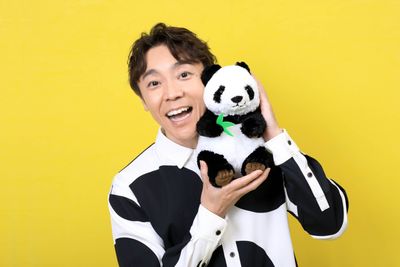  “体操のお兄さん”小林よしひさが語る、ジャッキー映画の魅力とは？