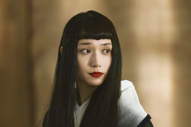 玲夜(永瀬廉)の元婚約者、鬼山桜子役には白本彩奈