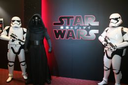 『スター・ウォーズ/最後のジェダイ』公開記念 衝撃のスター・ウォーズ展が開催