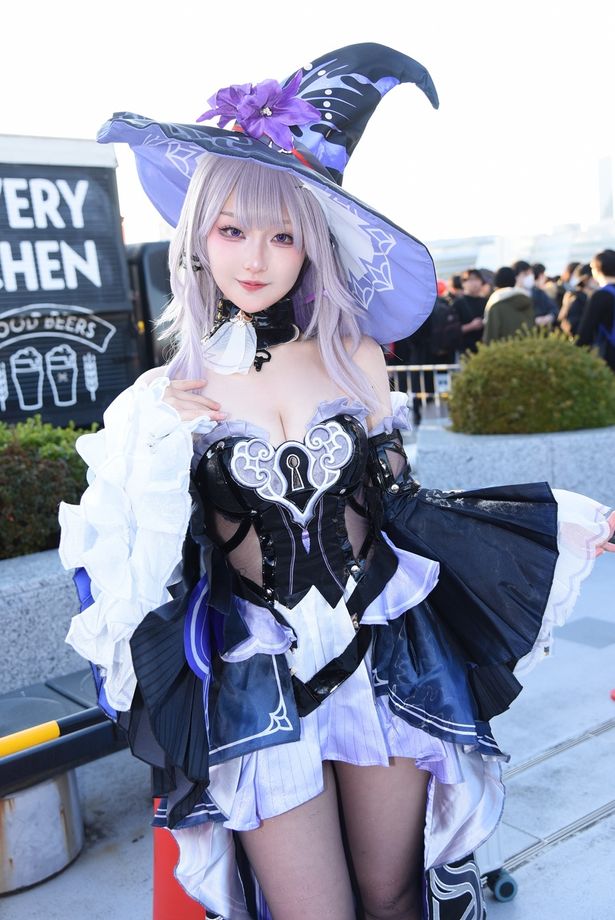 「崩壊：スターレイル」マダム・ヘルタ／四郎さん