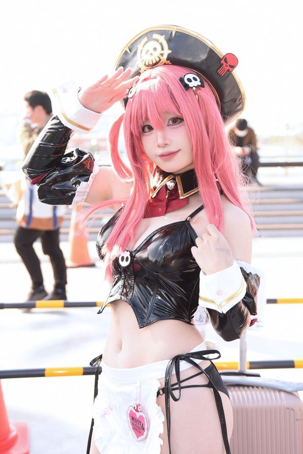 「勝利の女神：NIKKE」マスト／ひめいさん