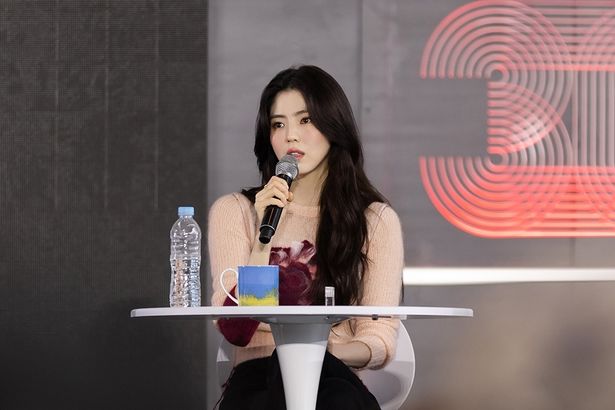 『PROJECT Y』出演者たちと共に釜山国際映画祭のオープントークイベントに参加したハン・ソヒ