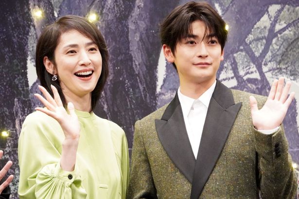 アフレコ秘話を明かした高橋文哉と天海祐希