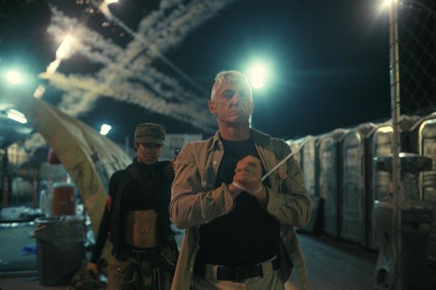 ペルフィディアによる思わぬ辱めが、ロックジョーの心に火をつける…