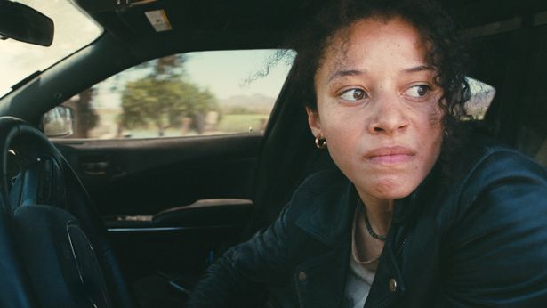 革命家の両親の間に生まれたウィラは、どのような運命に向かっていくのか…