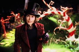 ジョニー・デップがウィリー・ウォンカを演じる 『チャーリーとチョコレート工場』
