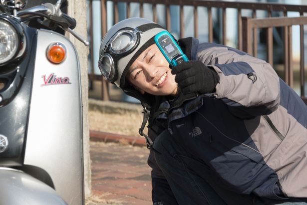 【写真を見る】“奇跡の実話”を佐藤健と土屋太鳳が熱演！メイキング動画はこちらからチェック