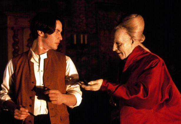 巨匠フランシス・フォード・コッポラが映像化に挑んだ1992年公開の『ドラキュラ』