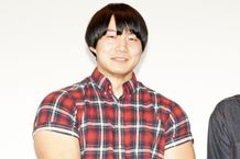 青木マッチョ、特技であるカリンバで「楓」を生披露。会場には涙する人も！