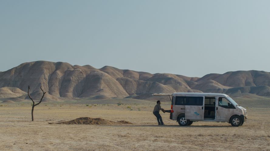 イランの巨匠ジャファル・パナヒ監督が史上4人目の快挙を達成した『シンプル・アクシデント／偶然』日本公開日が決定！