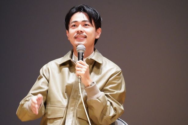 浅岡信治役の成田凌が「上市町感謝上映会」に登場