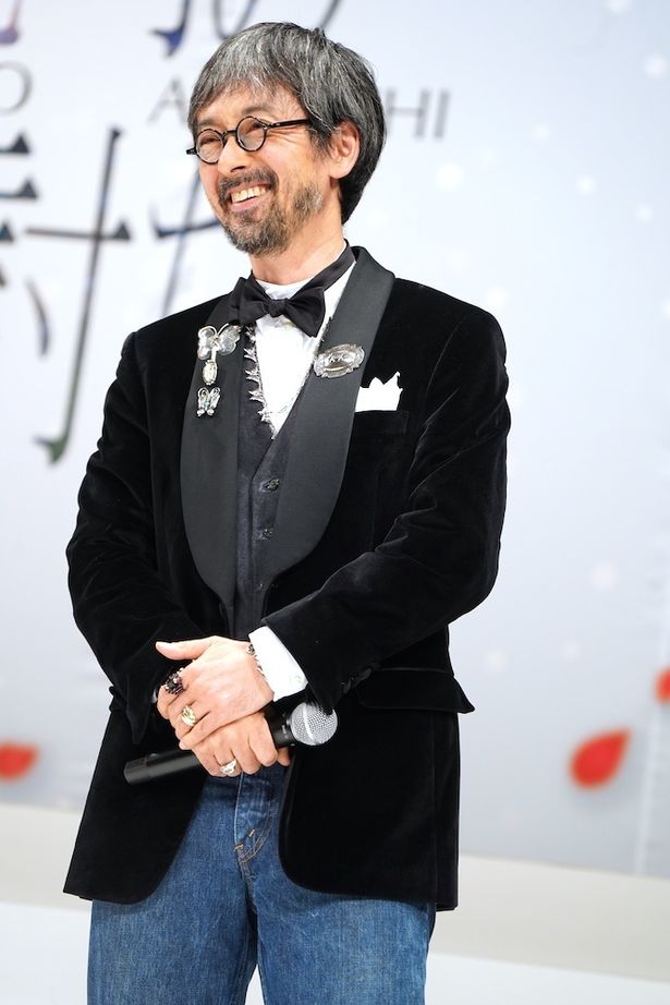 隣の正名のトークに笑いっぱなし