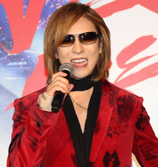 YOSHIKI、クリスマスにファンと交流！
