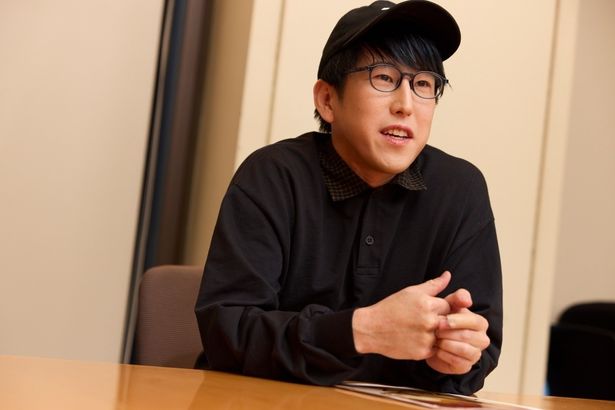 自身の経験をもとに、「“陰謀は貧乏”」と表現したナオキマン