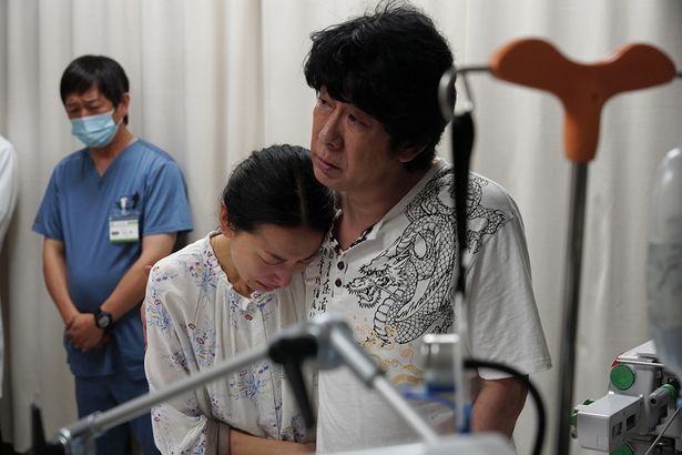 雅也は心臓移植のドナーとなる少年の父親