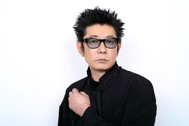 永瀬は自身の出身地である宮崎の方言を話す雅也を演じた