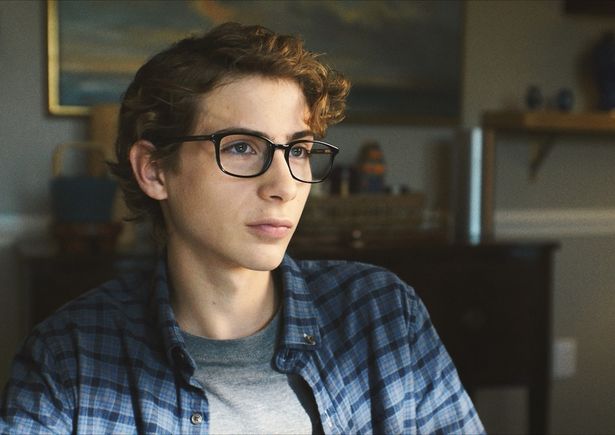 主人公チャックの少年期をジェイコブ・トレンブレイが演じる