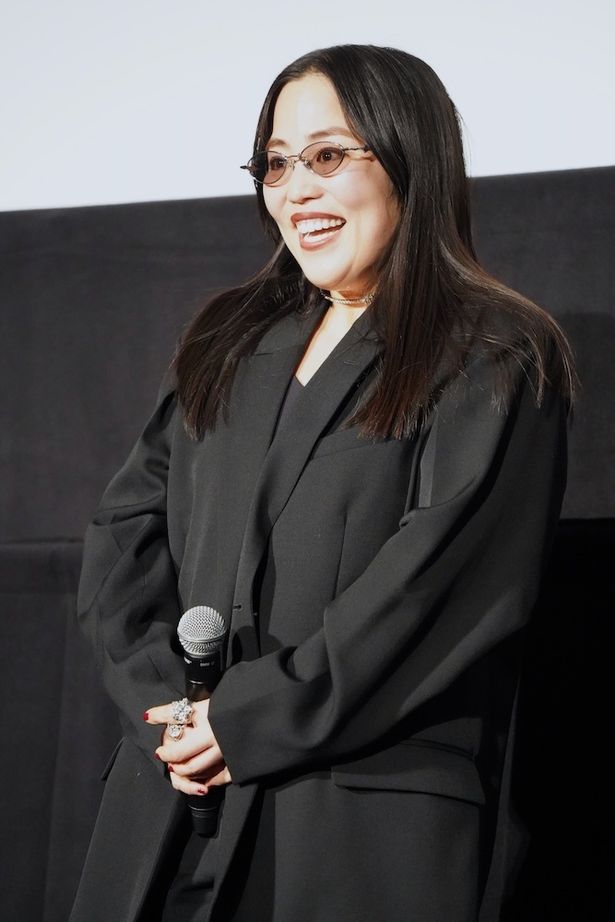 観客の反応に笑顔