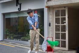 ハ・ジョンウと接待ゴルフを学ぼう！『ロビー！　4000億円を懸けた仁義なき18ホール』特別映像