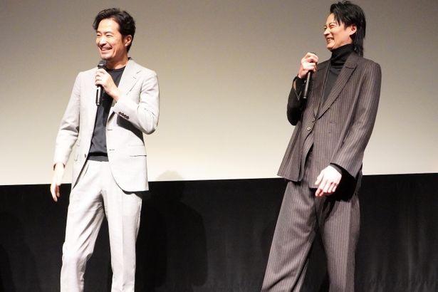 「子どもか！」とツッコミ。息の合ったやり取りに会場も大盛り上がり