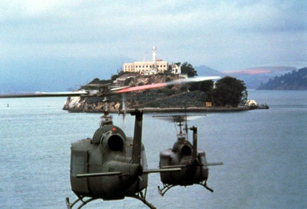 脱獄不可能の刑務所と言われたアルカトラズ(『ザ・ロック』)
