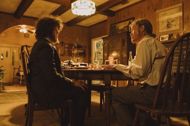 オリジナル『地球を守れ！』の時代よりも陰謀論にハマる人の構造が真実味を増した『ブゴニア』