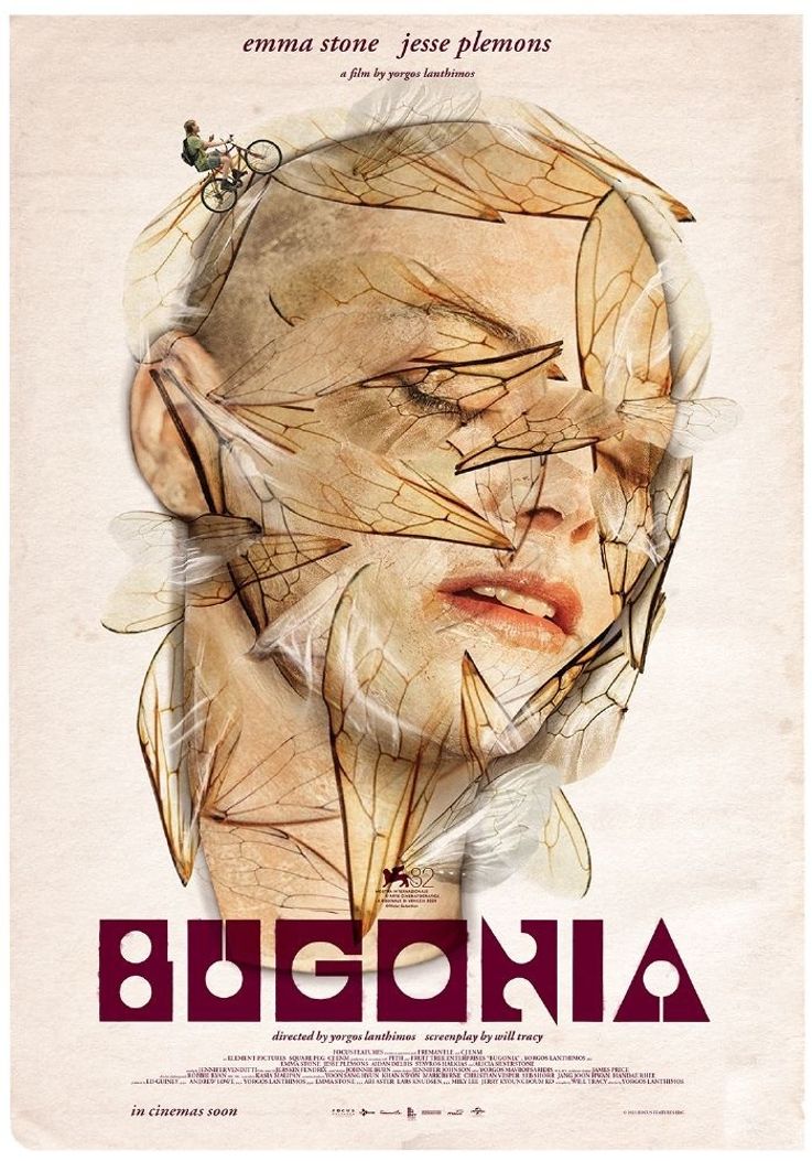 ミシェルの顔を埋め尽くす「ミツバチ」の⽻の上をシュールに⾃転⾞で⾛るテディ