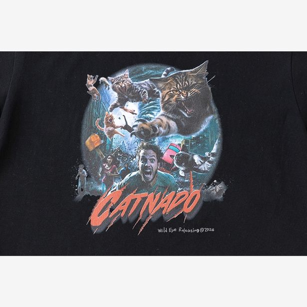 フロントプリントからも混沌が伝わってくる