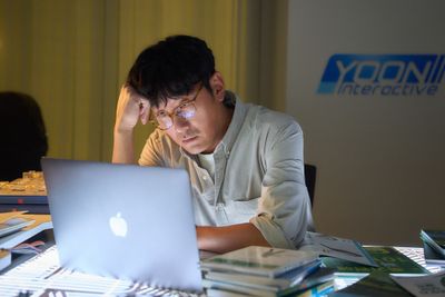 『許されざる者』『チェイサー』『ロビー！』に至るまで…現代韓国市民の「代弁者」ハ・ジョンウの軌跡を辿る