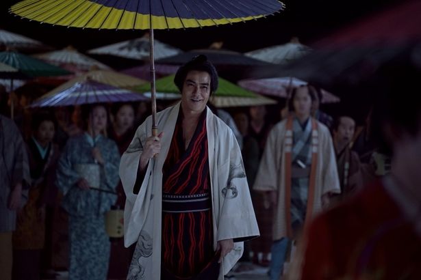 自身の主君であり、菊之助の父である清左衛門を殺した作兵衛