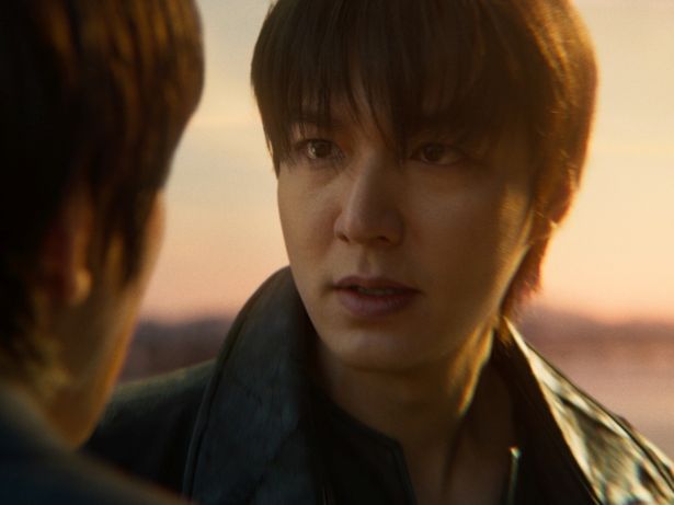 “回帰スキル”を持つ圧倒的存在、ユ・ジュンヒョク役を演じるイ・ミンホ