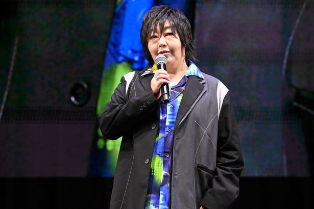 「OPENING of 30th ANNIVERSARY」に登壇した緒方恵美